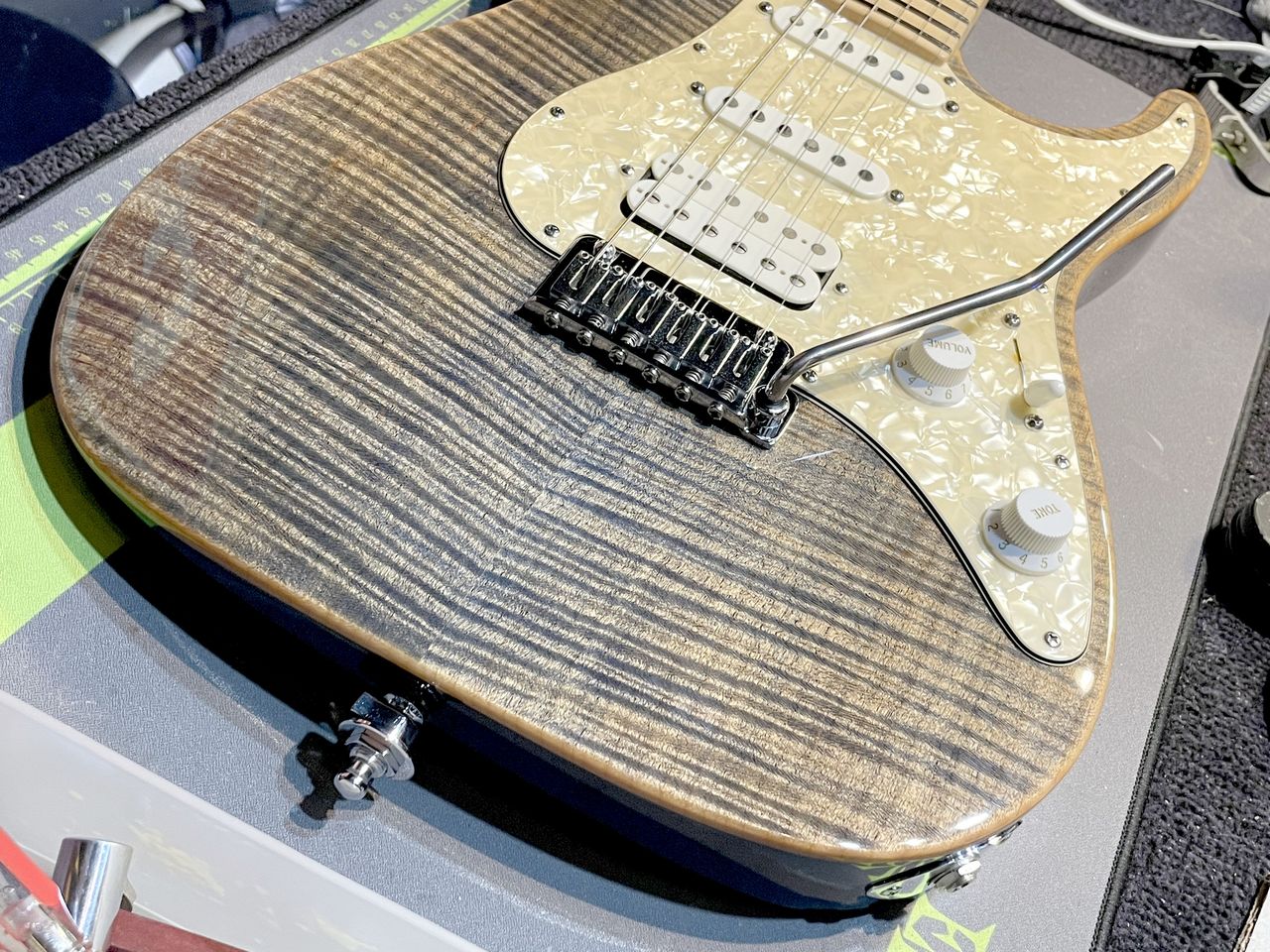 Suhr Pro Series S4 Standard Trans Blue Denim Slate（中古）【楽器