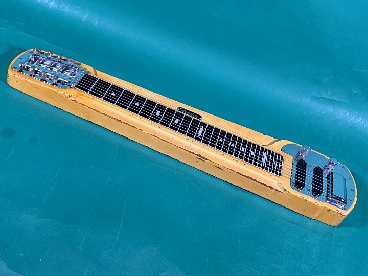 Fender Japan Deluxe 8 DLX-8 2002~2004年製 Fender Japan Deluxe 8 DLX-8 2002~2004年製 Fender Japan DLX-6