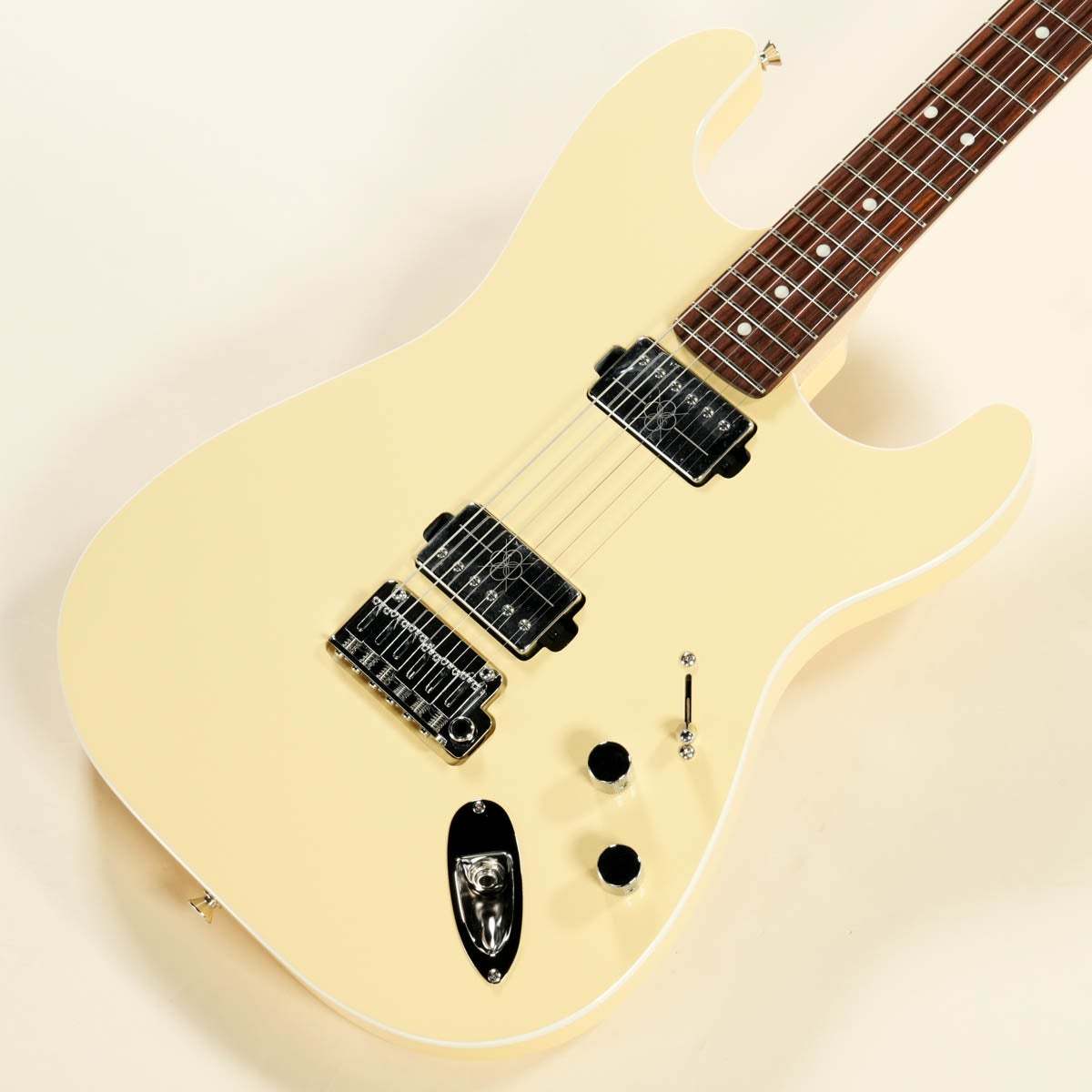 Fender Mami Stratocaster Omochi Rosewood Fingerboard Vintage White