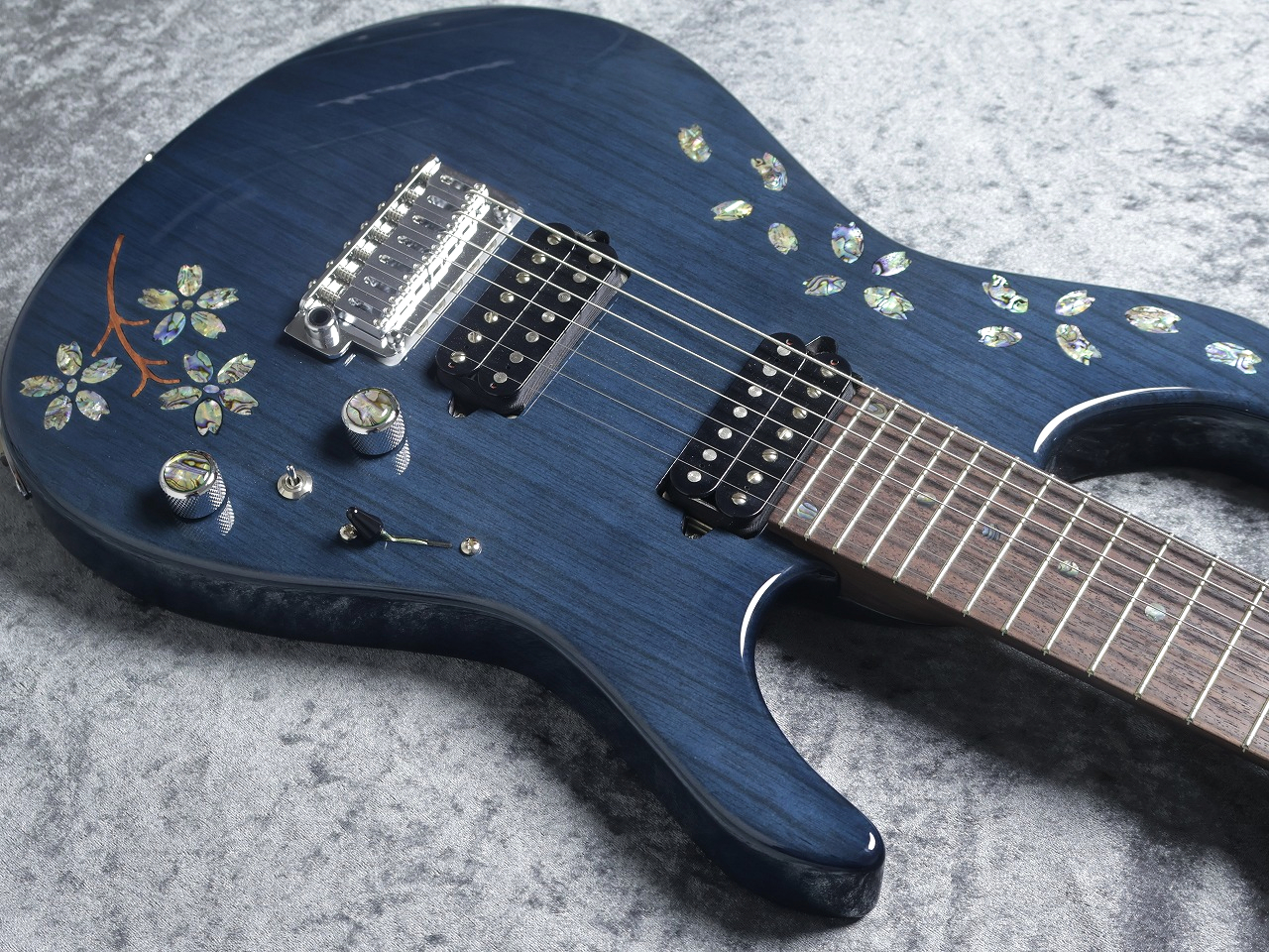 Kino treebud7 24F 2H Ash/Rosewood Neck Sakura Fubuki/Trans Navy【7