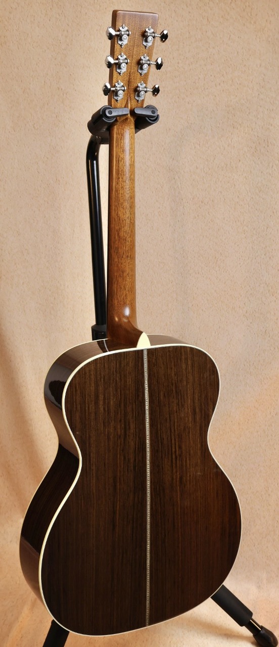 Martin 【2025年製個体】OMJM #2955639【無金利キャンペーン・送料当社