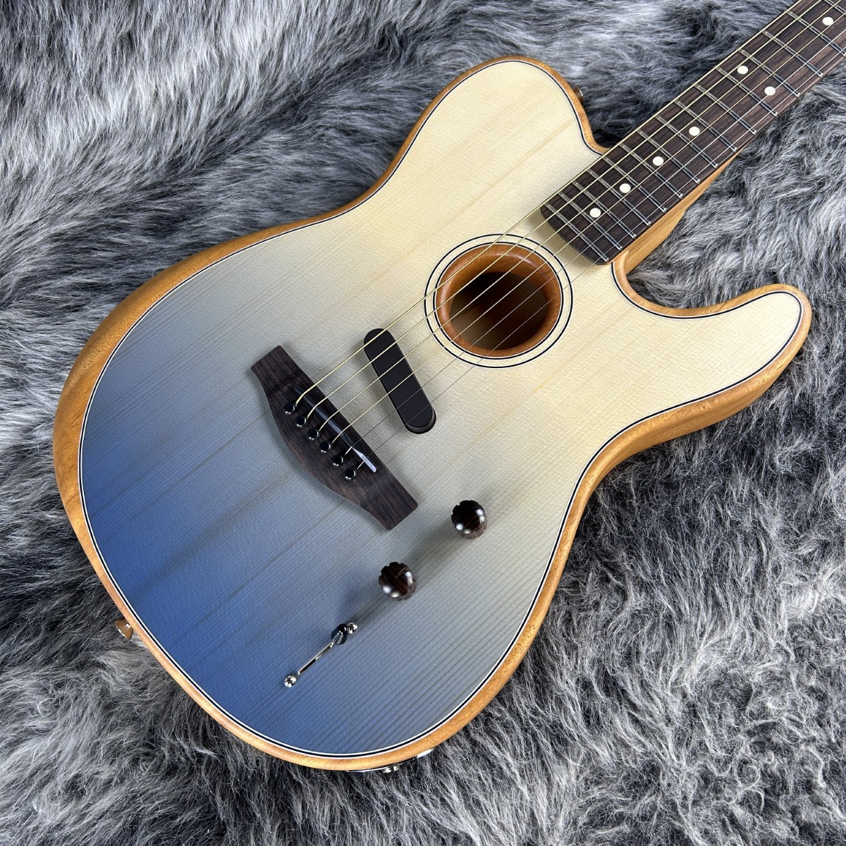 Fender FSR Acoustasonic Player Telecaster Sapphire Blue Fade（新品