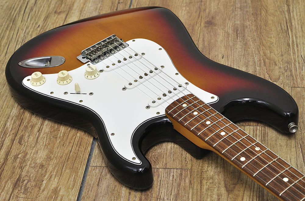 Fender Japan ST62-US（中古）【楽器検索デジマート】