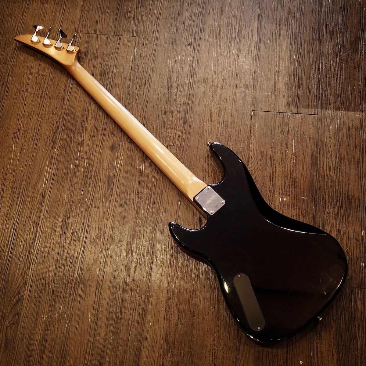 Aria Pro II Mad Axe PJ（中古/送料無料）【楽器検索デジマート】