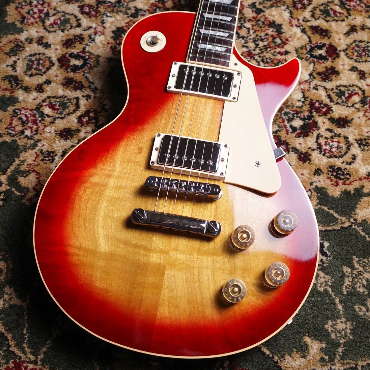 Gibson Les Paul Standard - Sunburst 【1980年製・4.92kg
