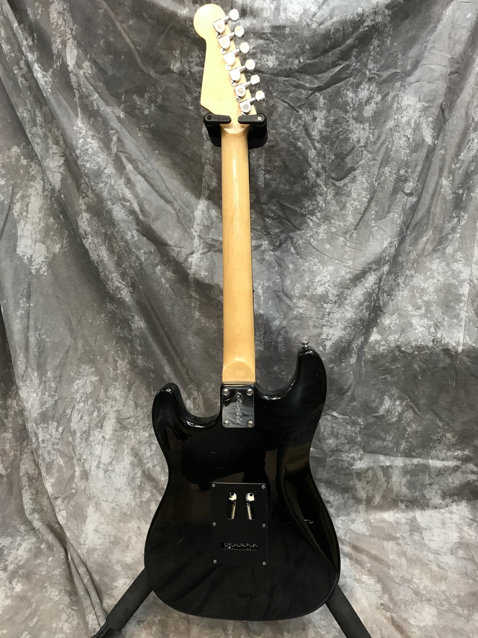 Rayfield RST-320 ストラトタイプ ギター