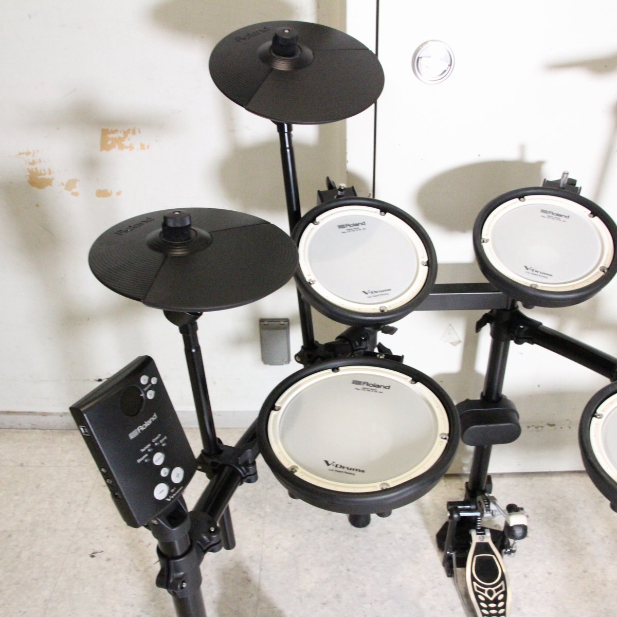 Amazon.com: Roland TD-1DMK Dual-Mesh Kit Entry-Level V-Drums
