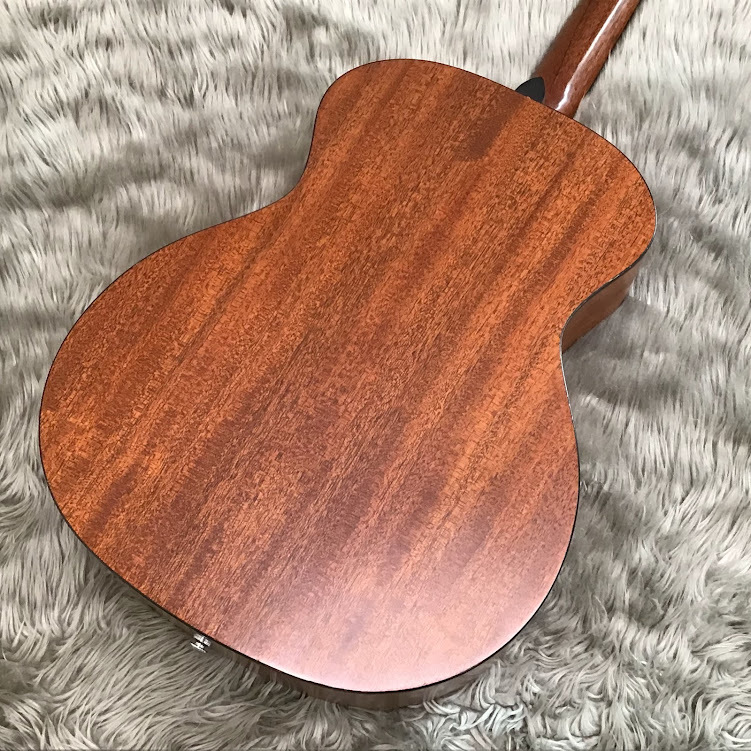 美品】Taylor（テイラー）アコースティックギター ハードケース