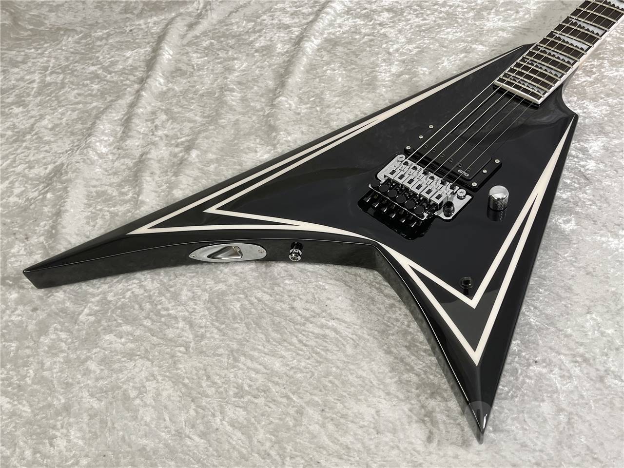 EDWARDS E-ALEXI SAWTOOTH (BODOM AFTER MIDNIGHT / Alexi Laihoモデル)