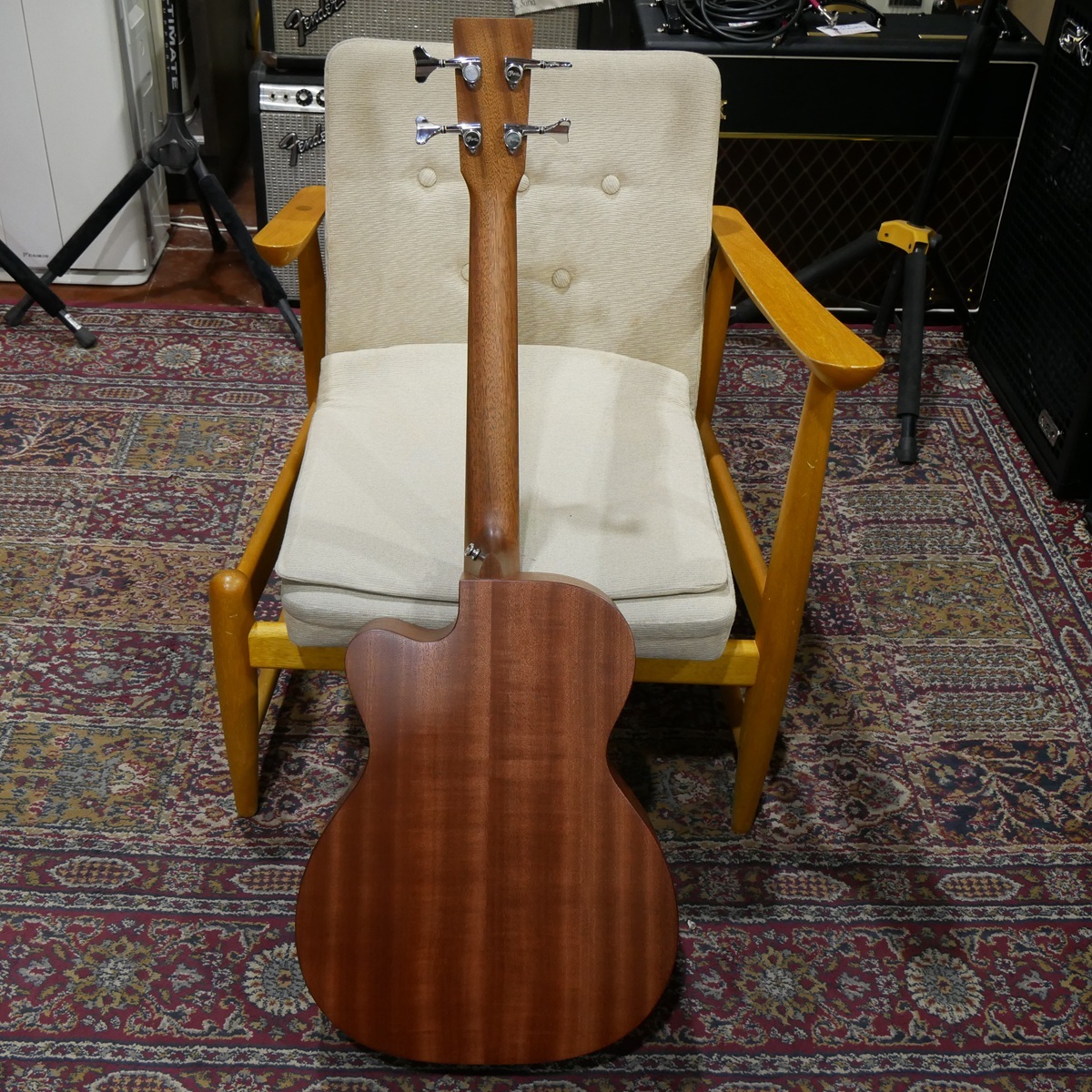 Martin 000C Jr E Bass 【コンパクトサイズエレアコ・ベース】（新品
