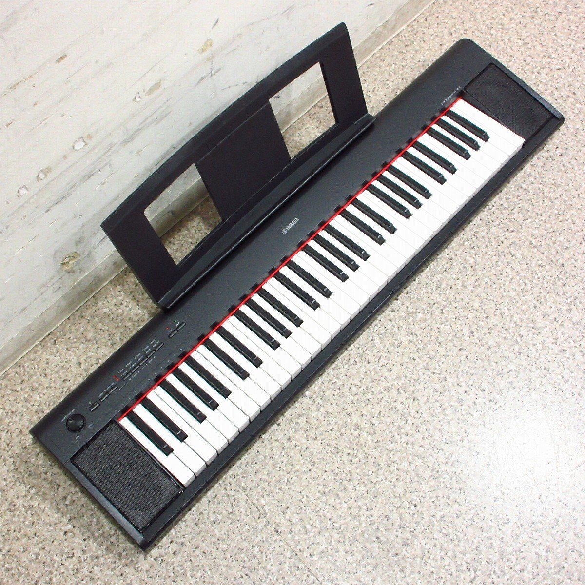 Yamaha 61鍵電子キーボードNP-12B Amazon | ヤマハ YAMAHA 電子キーボード piaggero ブラック NP