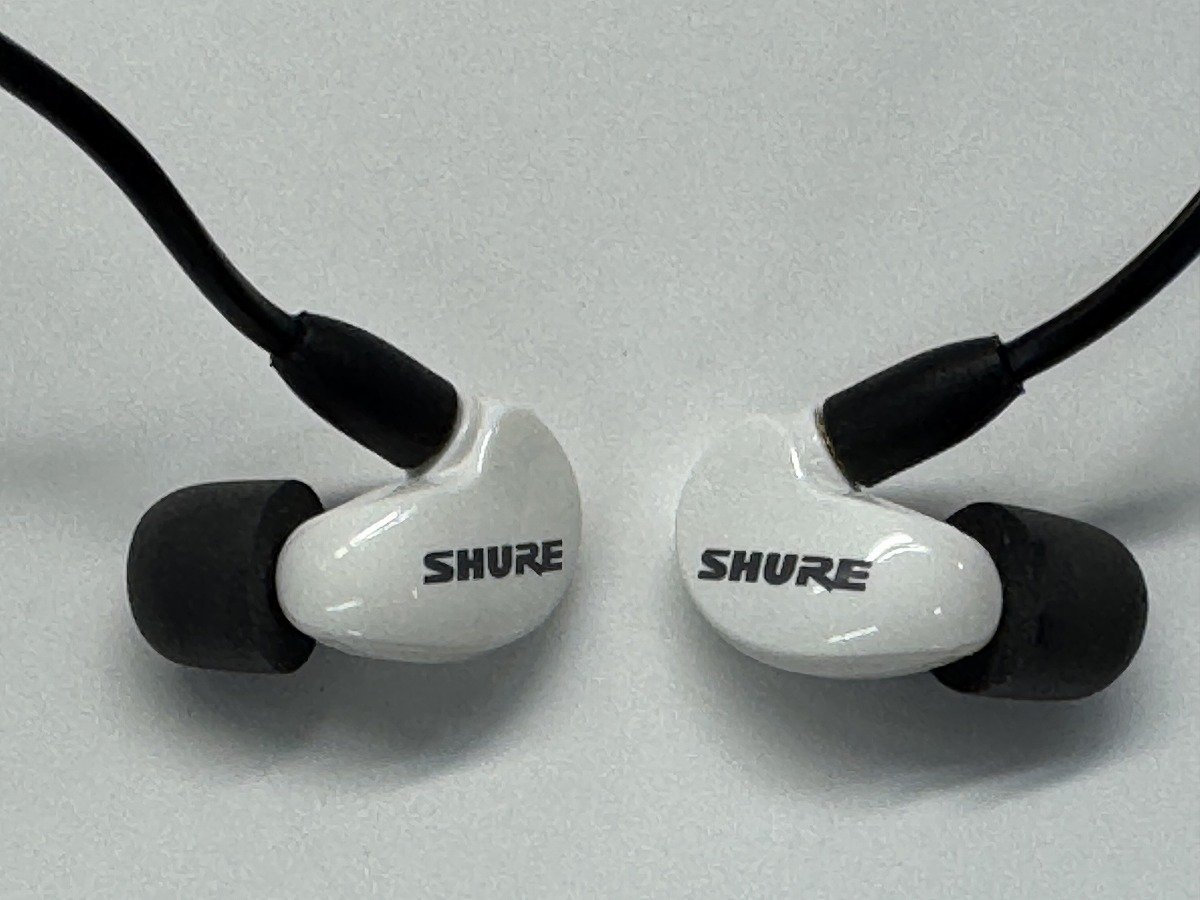 SHURE イヤホン SEシリーズ カナル型 ホワイト SE215m+ 【公式通販】