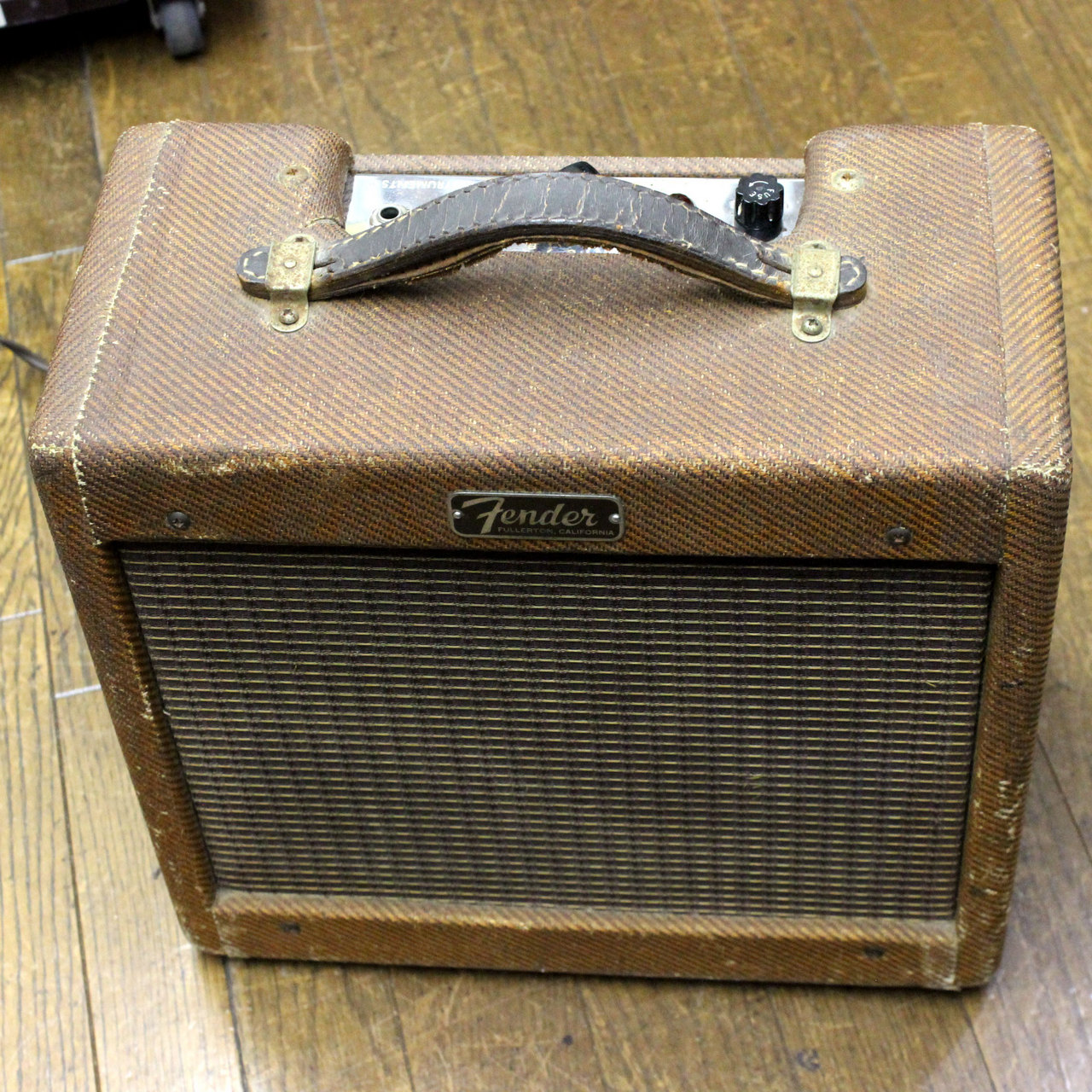 Fender Tweed Champ 5F1 フェンダー ツィード チャンプ 1962年製 です