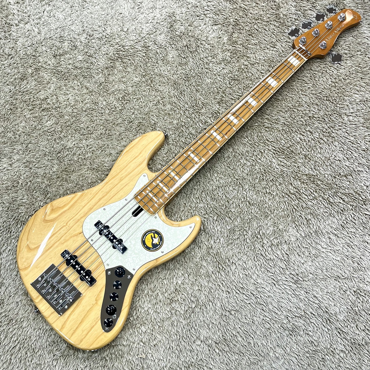 V8 5st | Sire Japan - ベース