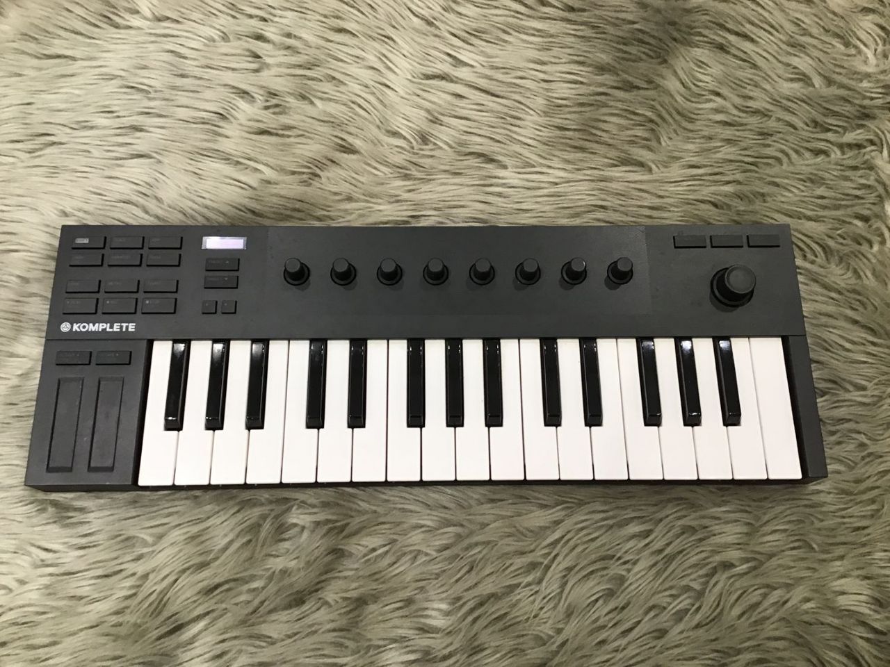 NATIVE INSTRUMENTS 【中古】KOMPLETE KONTROL M32【32鍵盤】（中古
