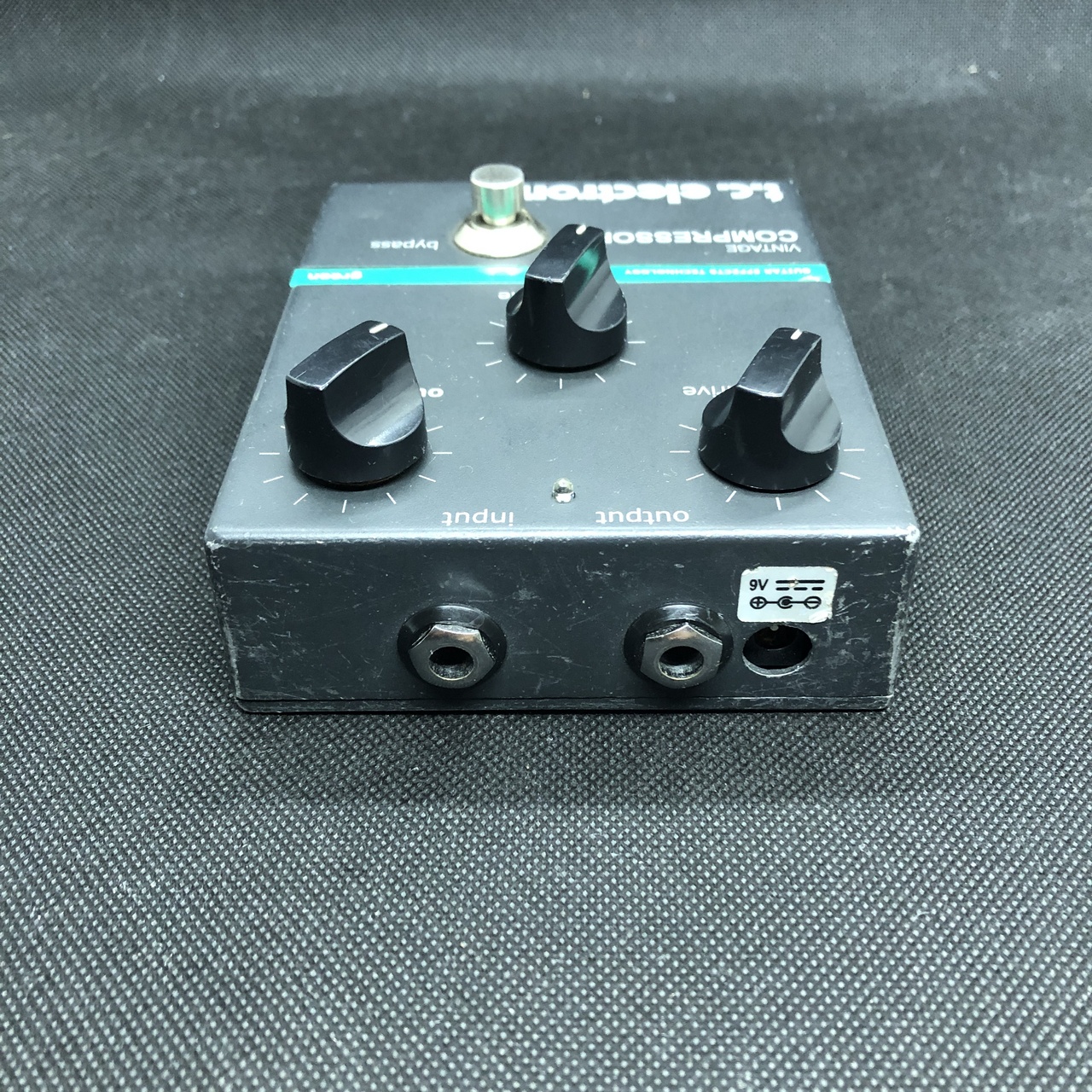 ギター t.c. electronic Vintage Compressor USED tc electronic VINTAGE COMPRESSOR Guitar Effects