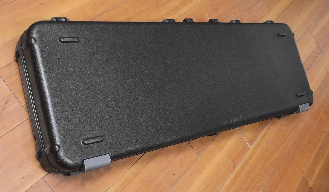 Fender Deluxe Molded Case Electric Bass（中古）［デジマートSALE］【楽器検索デジマート】