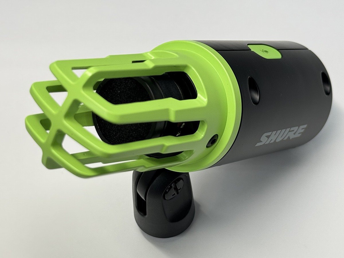 Shure MV6-J USBゲーミングマイクロホン【WEBSHOP】（新品特価）【楽器 