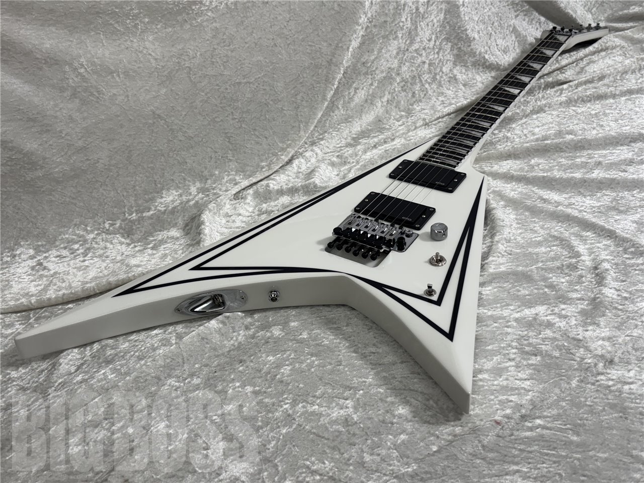 感謝の声続々！ SV E-II (White, Stripes)（新品/送料無料）【楽器検索 w/Black ギター