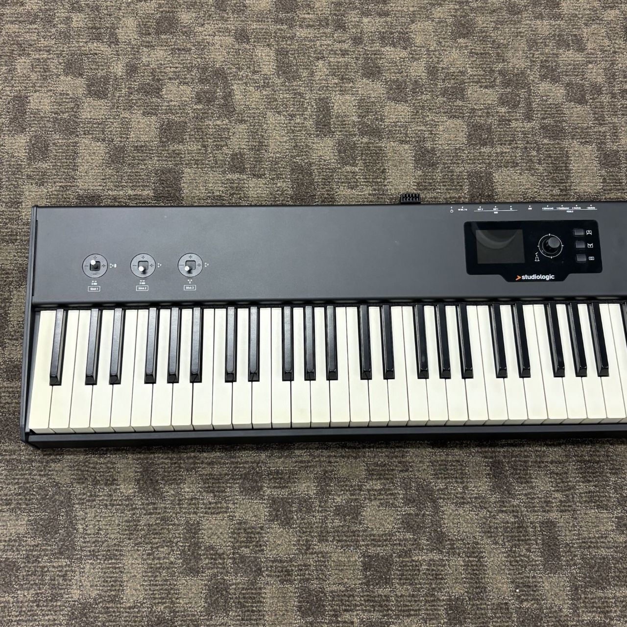 Studiologic SL88 GRAND【現物画像】（中古/送料無料）【楽器検索