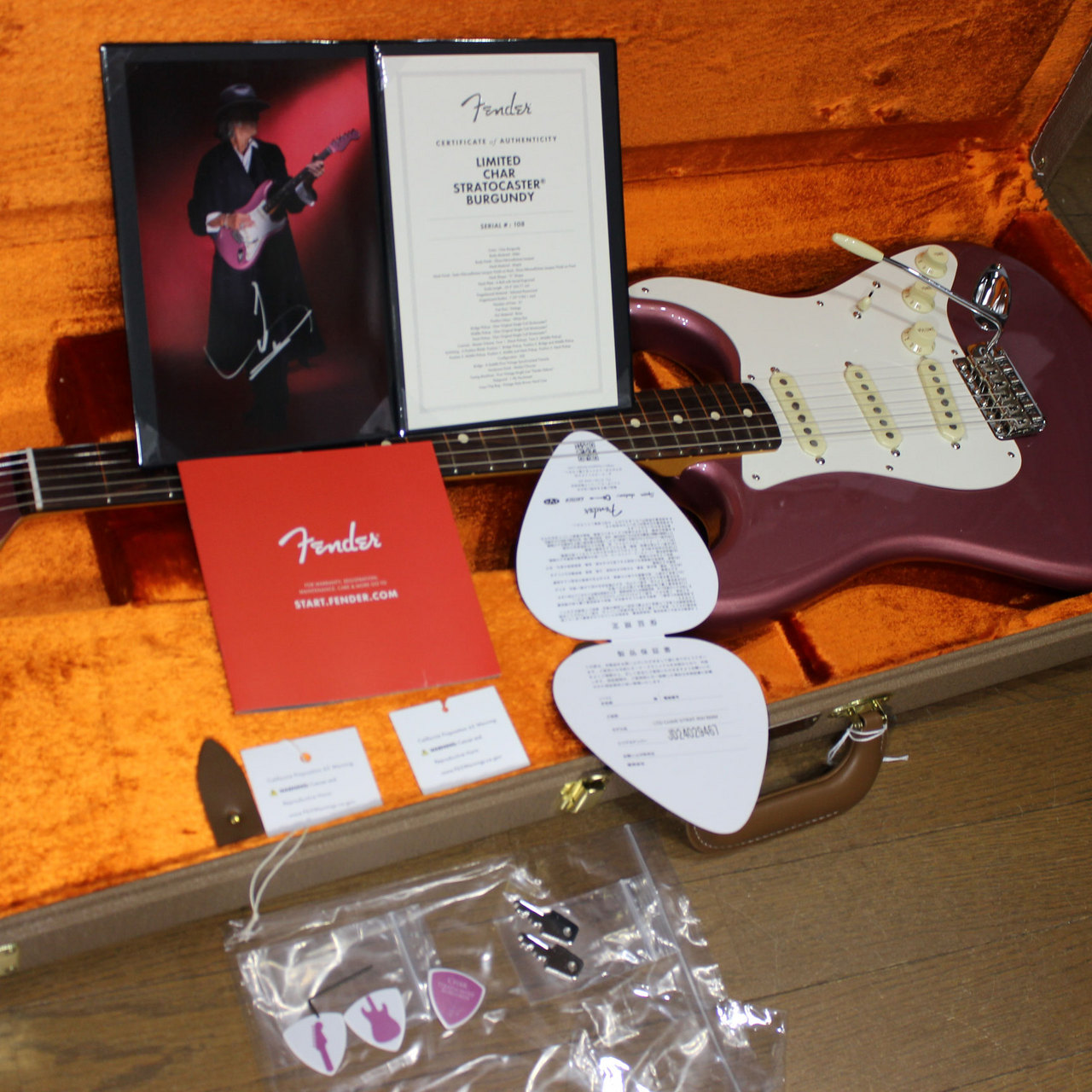 Limited Char Stratocaster Burgundy【美品】 Limited Char Stratocaster® Burgundy– zicca.net