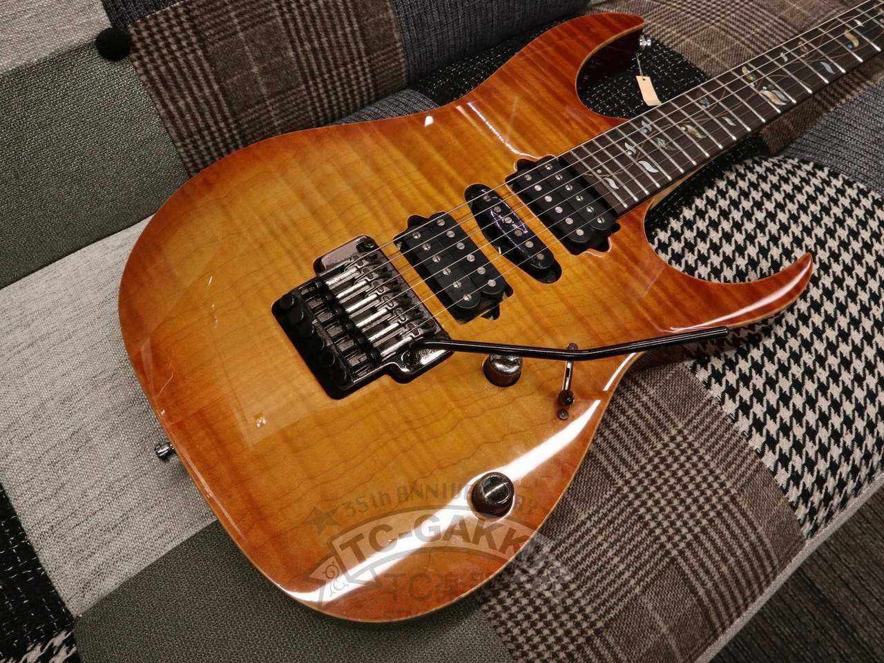 ギター Ibanez / J-Custom RG8270F-DR RG8270F | Ibanez Wiki | Fandom