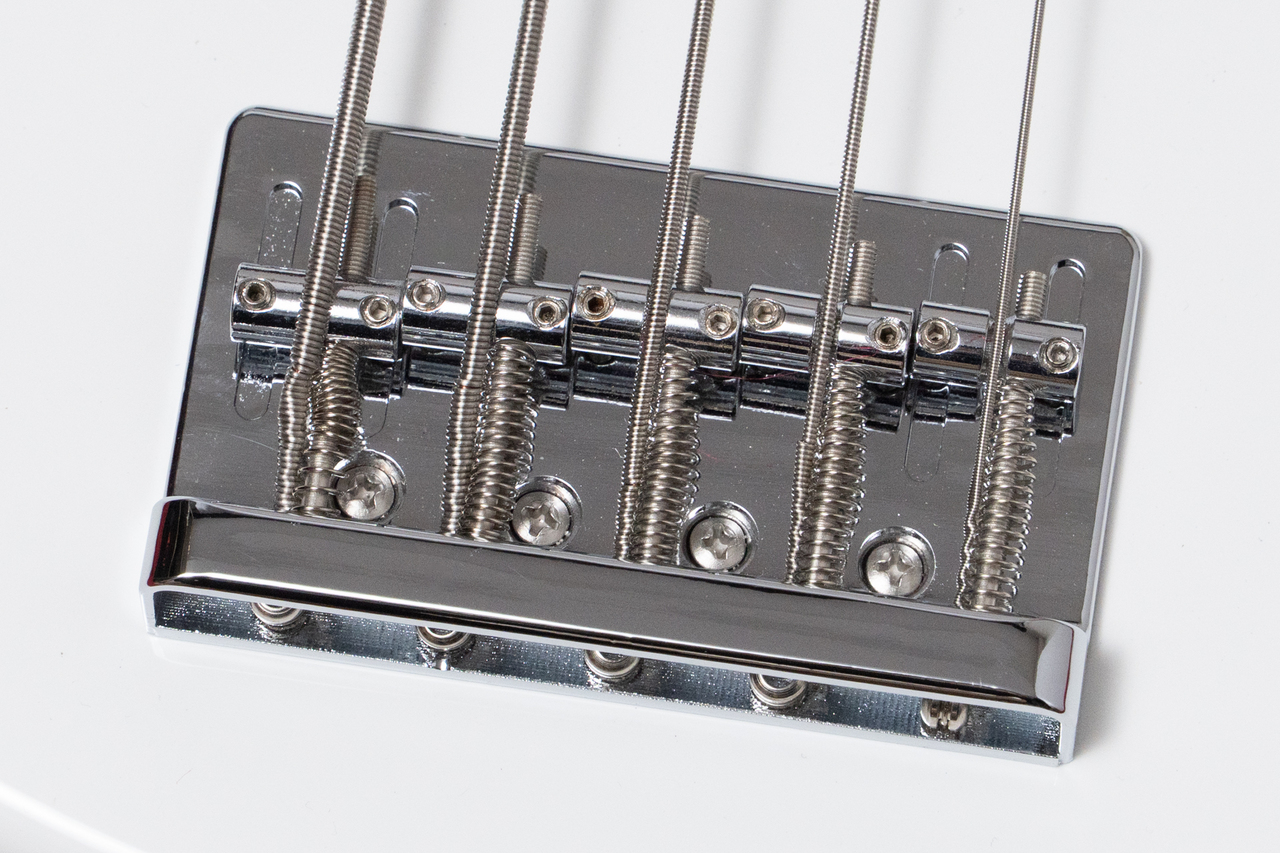 woofy basses Hank 5 M ホワイト 5弦 エレキベース woofy basses ONE series Hank 5 M White 電装系mod.（新品/送料無料