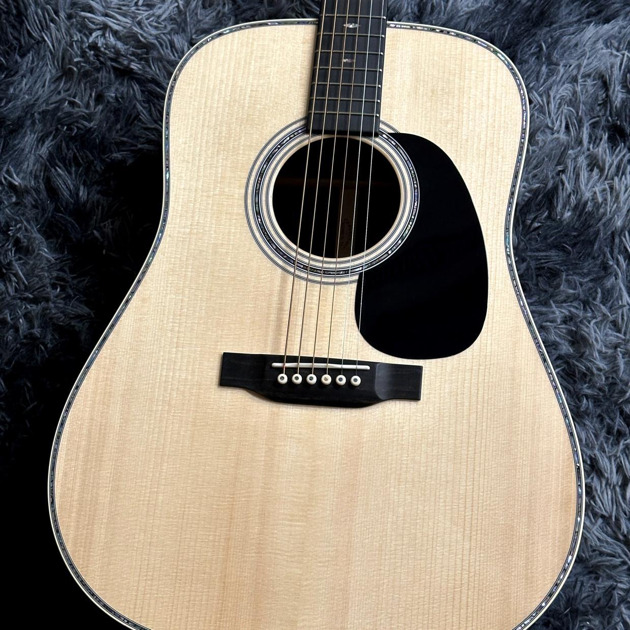 Martin Custom Shop CTM D-28 Adironduck Spruce Top #3051827 【縦