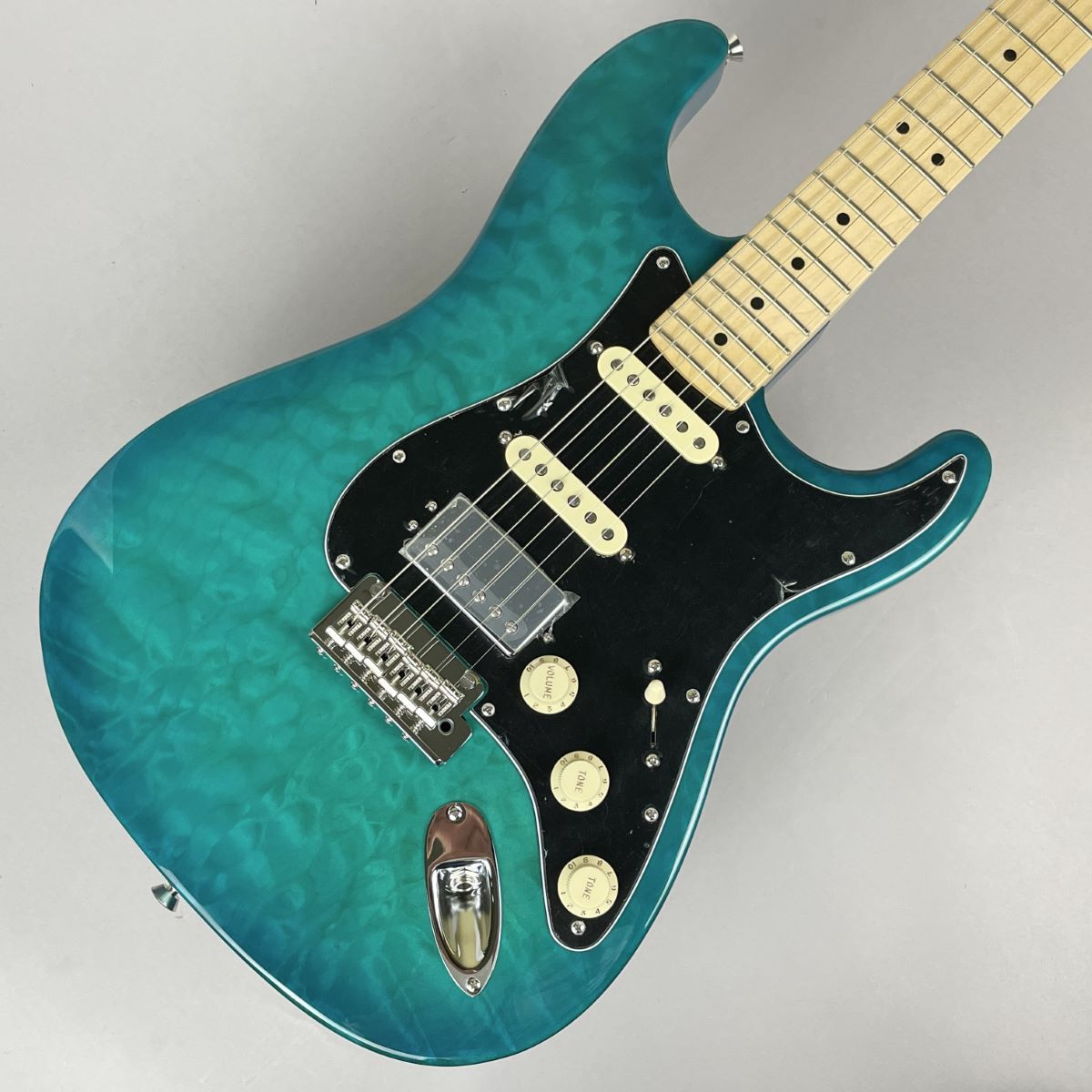 Fender AM SHOWCASE ST SSH M エレキギター／当社独占販売モデル（新品