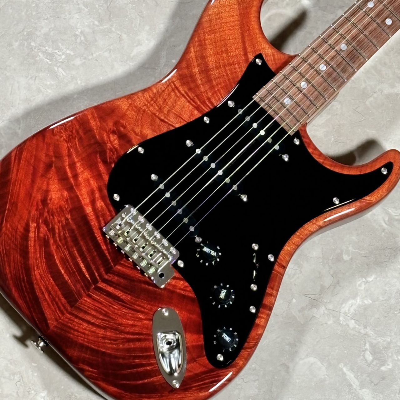 momose MC-BURL MAPLE LTD/NJ