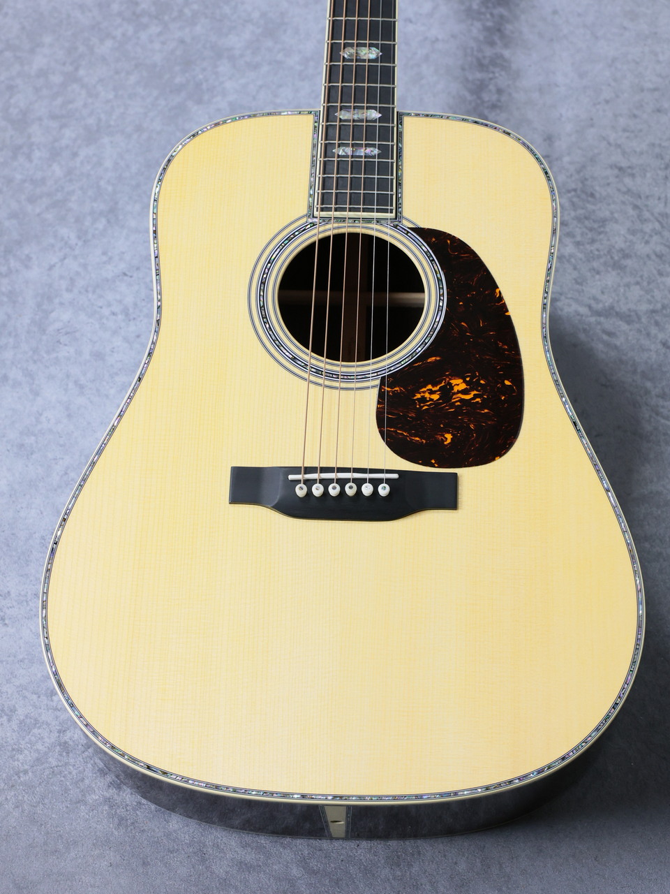 Martin D-45 Standard #2955192【無金利キャンペーン】【トップの色