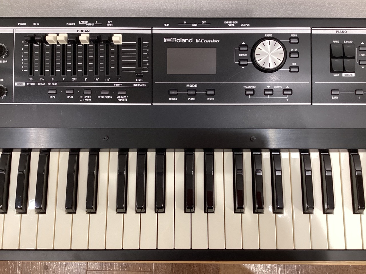 Roland VR-730【現物写真】（中古/送料無料）【楽器検索デジマート】