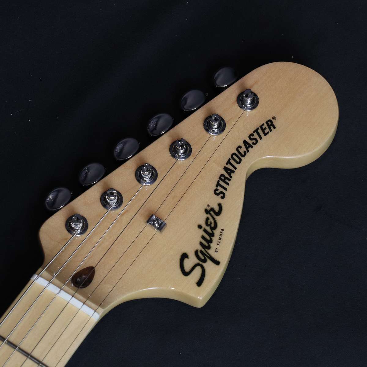 Squier by Fender Paranormal Stratocaster Deluxe Maple Fingerboard