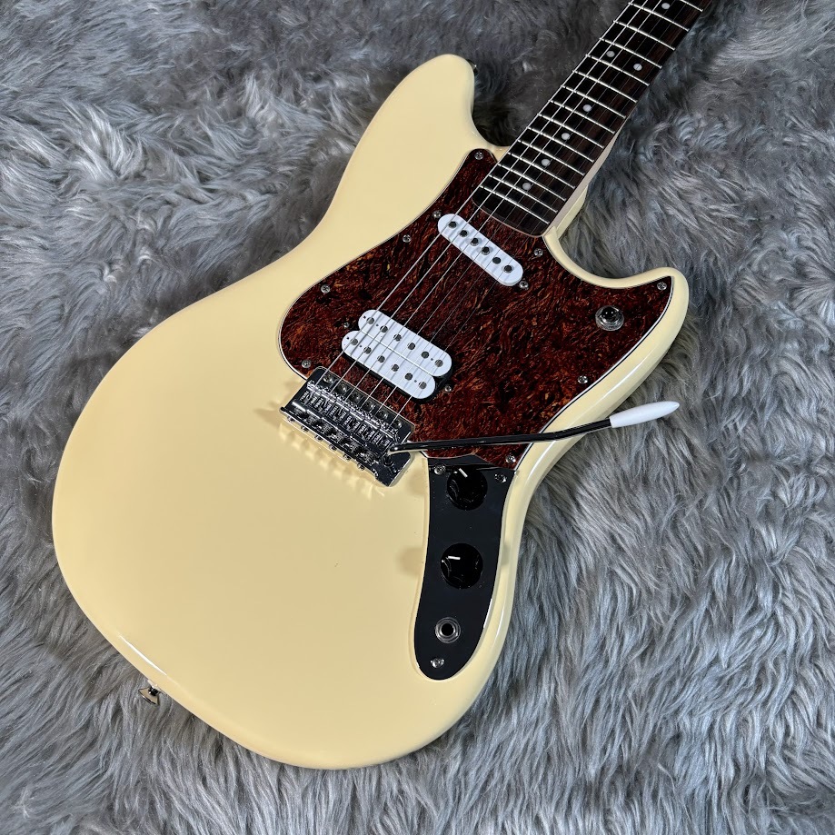 Squier Cyclone Fender エレキギターほぼ新品未使用☆再値下げ Squier by Fender Cyclone