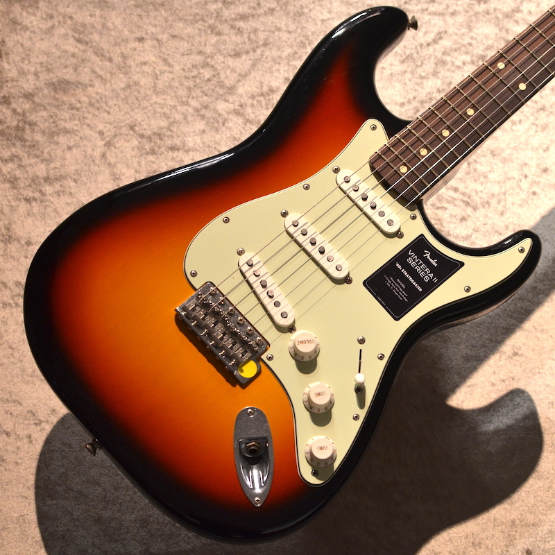 Fender Limited Edition Vintera II Road Worn '60s Stratocaster 3