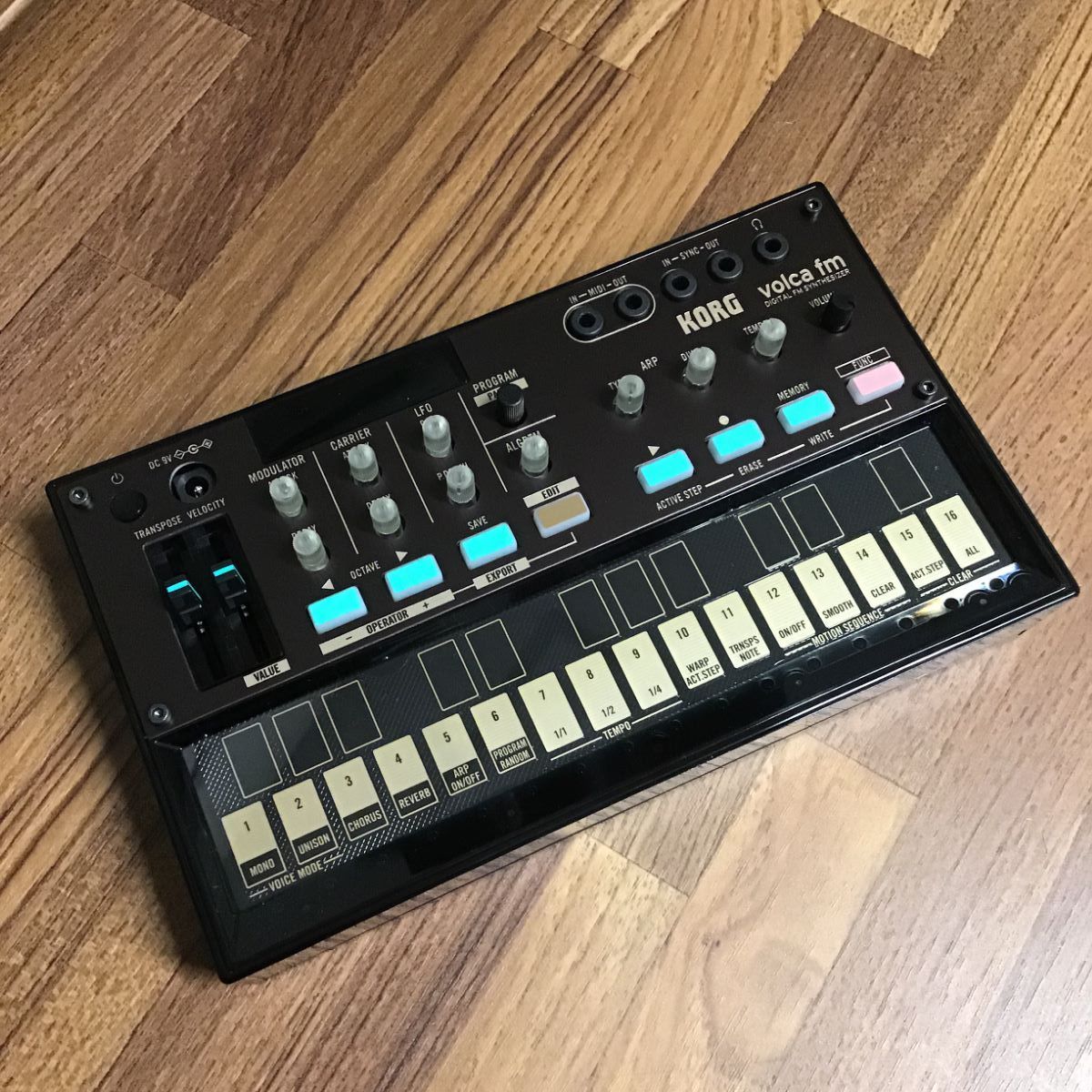 売値[良品] KORG volca fm ポリフォニック・デジタル・シンセサイザー [SI163] その他