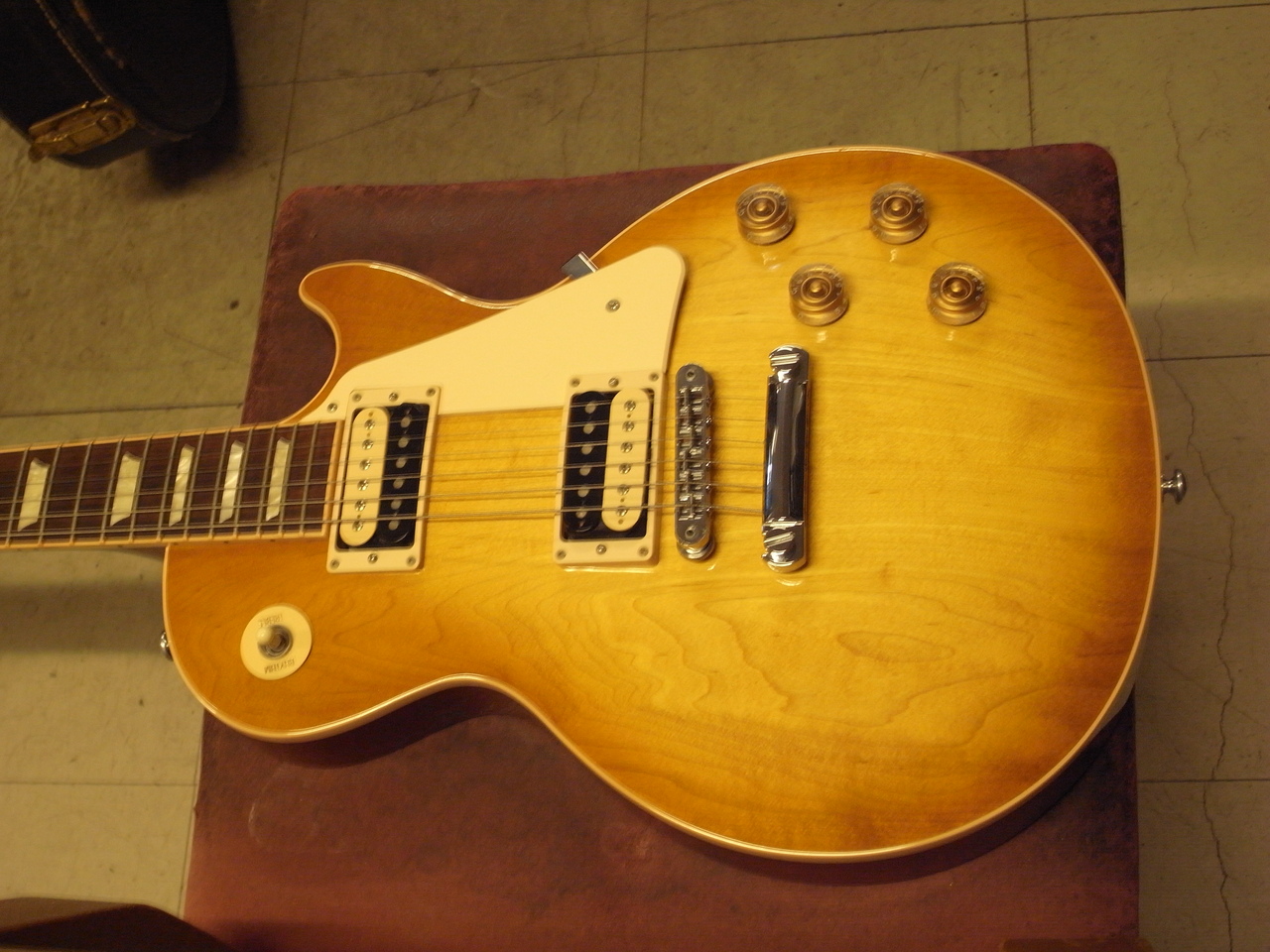 Gibson Les Paul Classic (2012)（中古）【楽器検索デジマート】