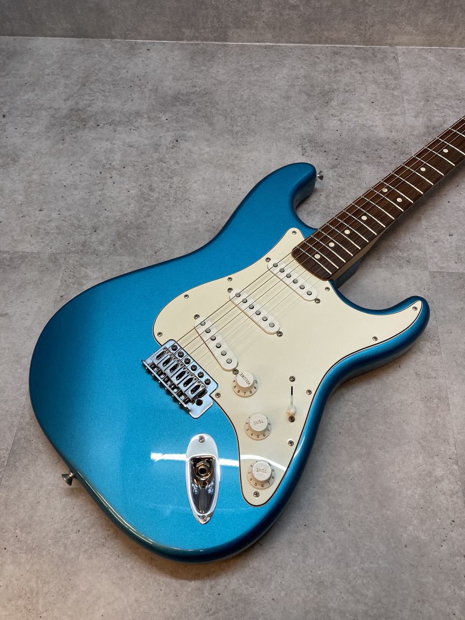 Fender Mexico Standard Stratocaster 2017