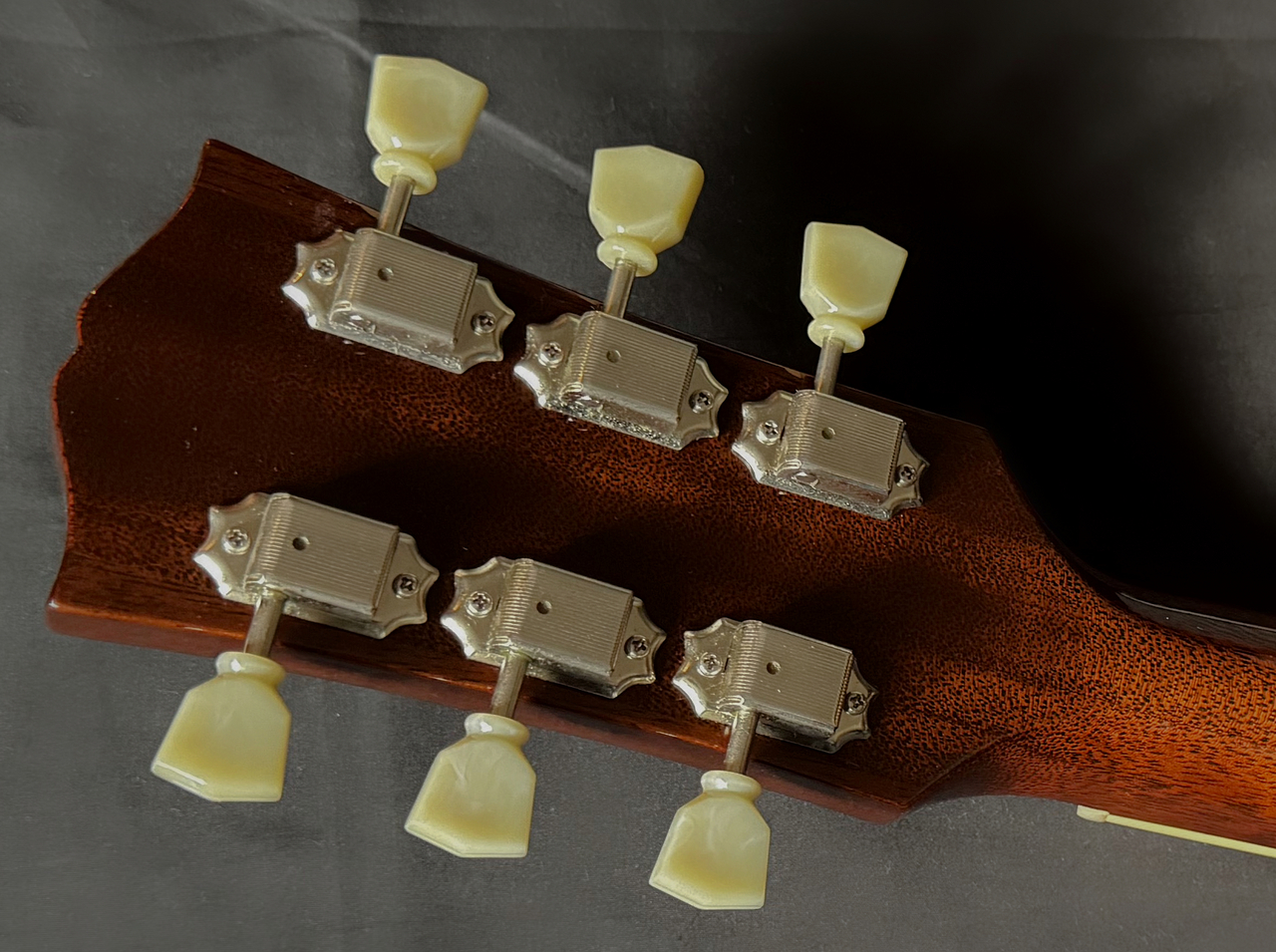 Archtop Tribute AT135STP（中古）【楽器検索デジマート】