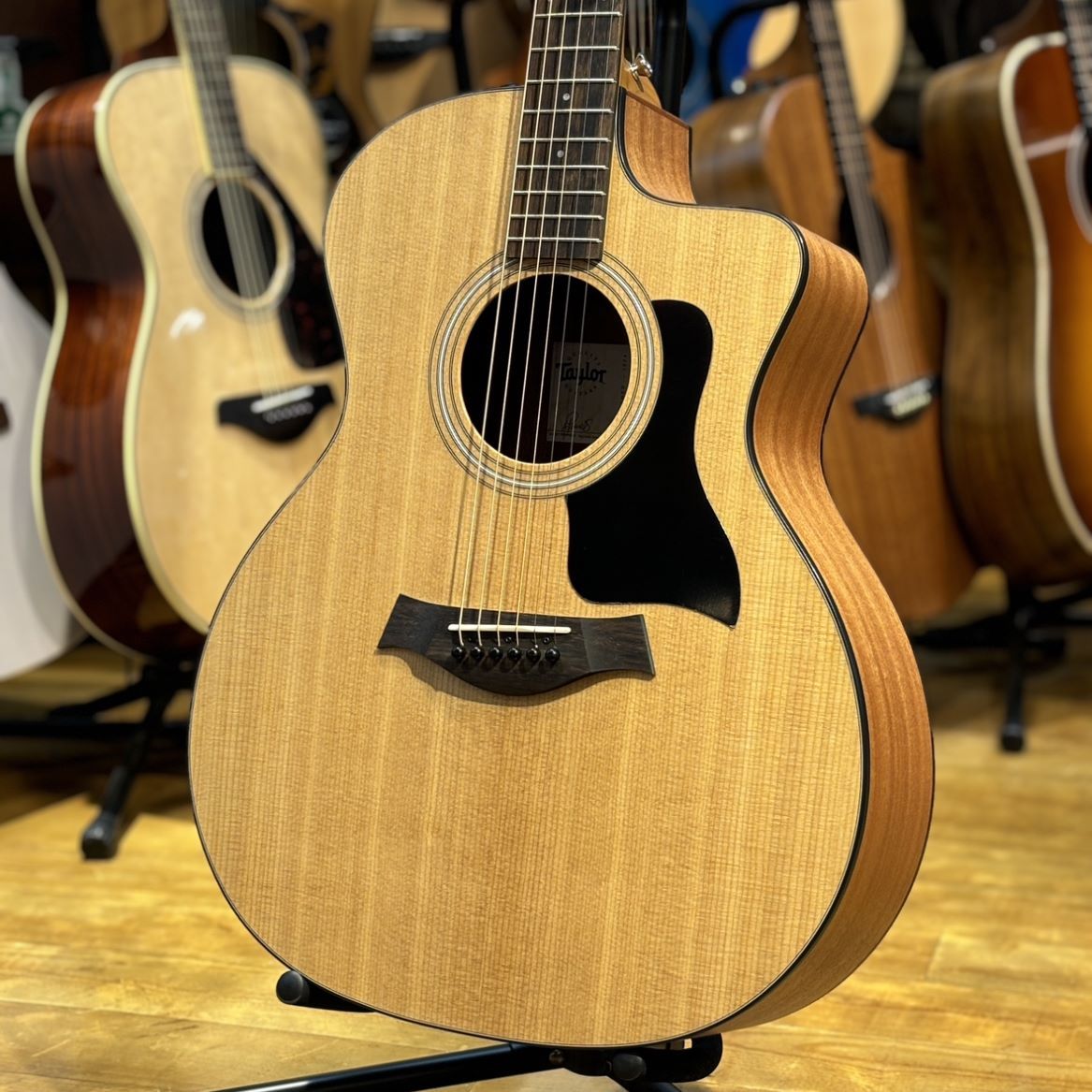 【特価】テイラー114ce Taylor114ce 114ce Sapele Acoustic-Electric Guitar | Taylor Guitars