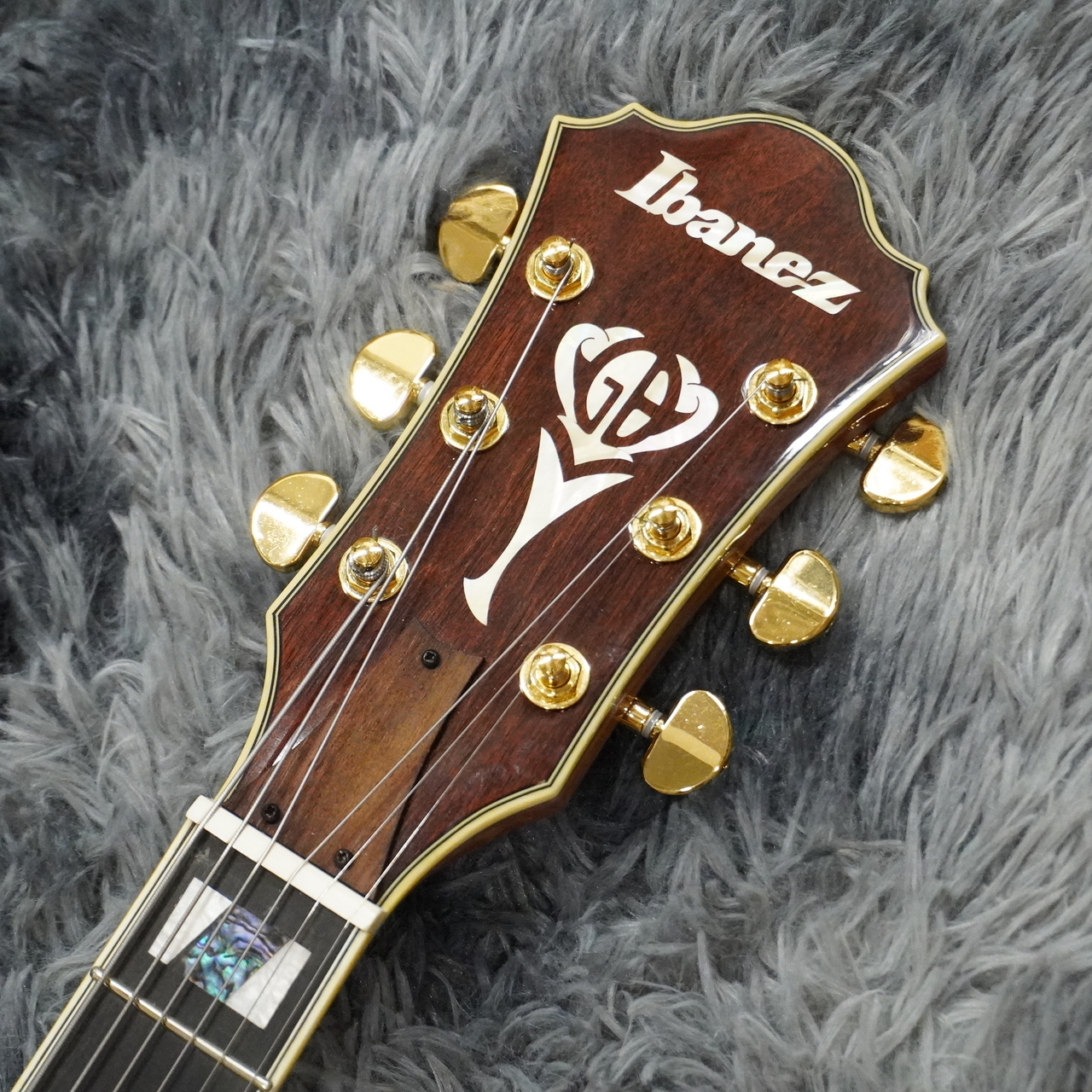 【値下げ】美品　ibanez LGB30 ナチュラル　フルアコ Amazon.com: Ibanez LGB30 George Benson Signature - Natural