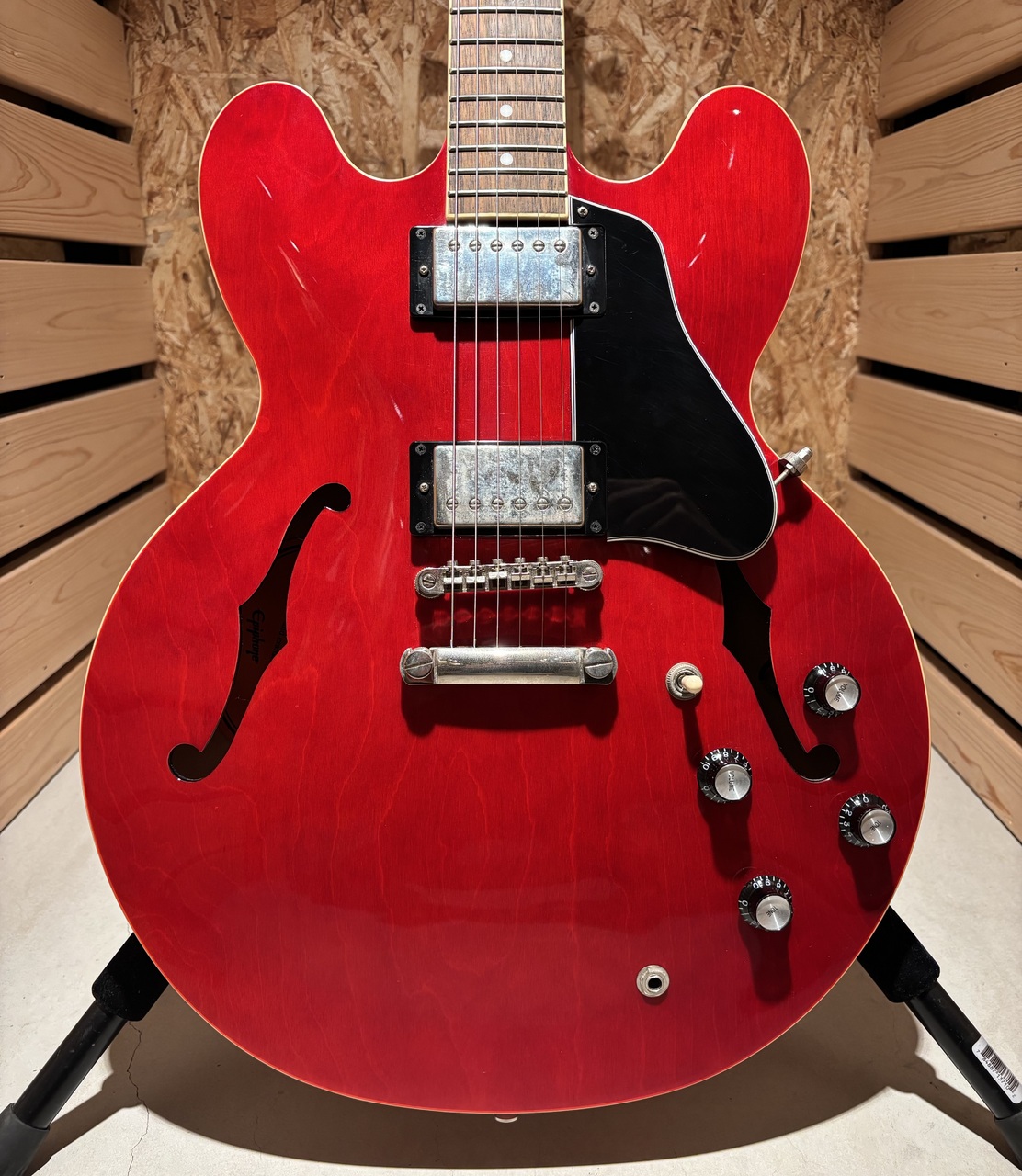 Epiphone ES-335 Wine Red　ほぼ未使用 Epiphone ES-335 Inspired by Gibson【尾張一宮店】（中古）【楽器検索