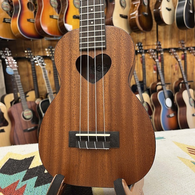 Leho ウクレレ ハートホール