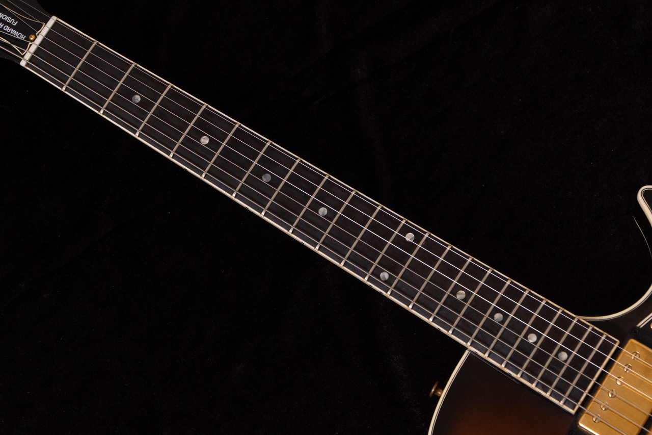 Gibson Howard Roberts Fusion III Vintage Sunburst 2005 3.745kg