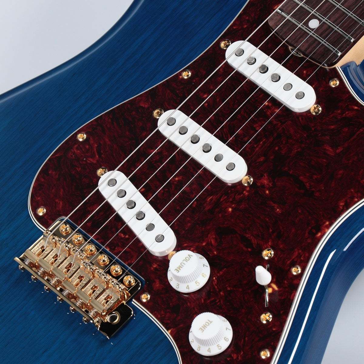 Fender ISHIBASHI FSR MIJ Traditional 60s Stratocaster Ash Body w