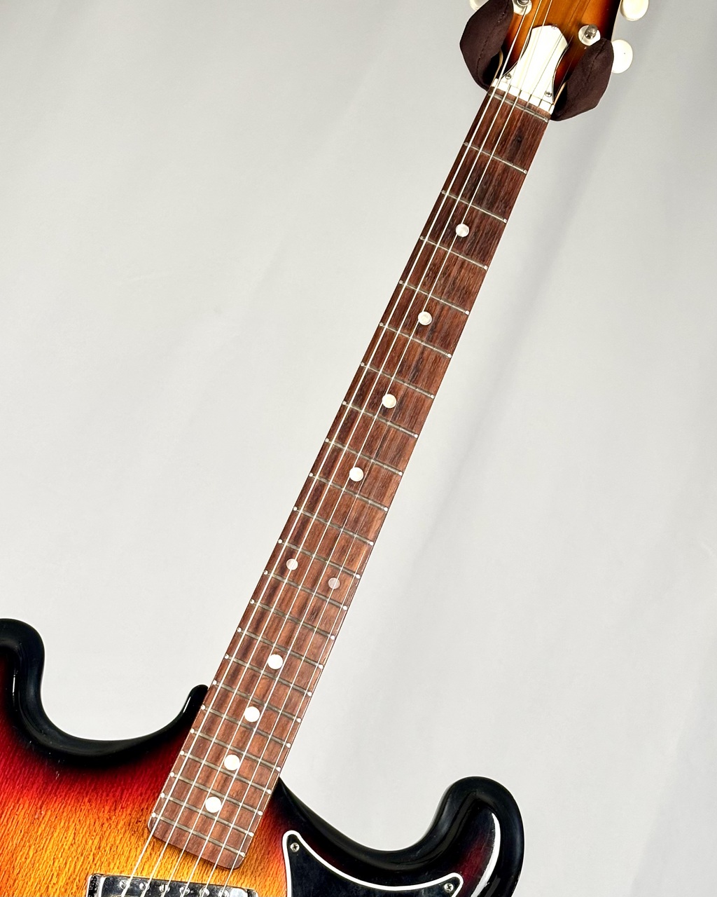 Teisco 【1960年代製】V2 -Sunburst- w/ Gold Foil Pickups【3.66kg