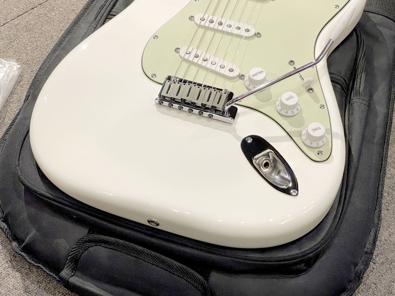 ATELIER Z L.E.S. SPECIAL（中古）【楽器検索デジマート】