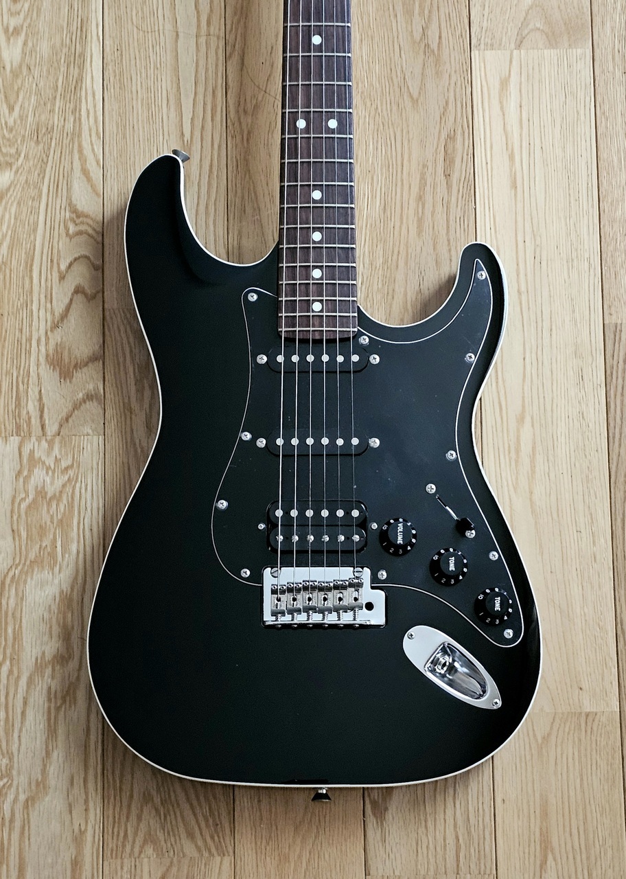 Fender Japan Aerodyne II HSS Stratocaster Medium Scale - Gun