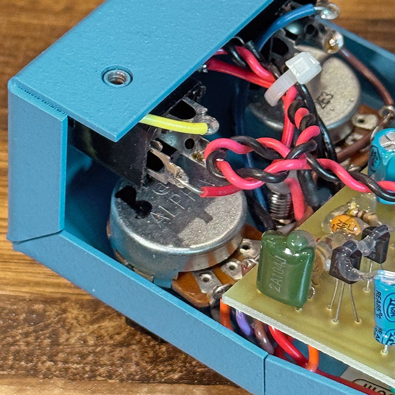 CHICAGO IRON Octavian（中古）【楽器検索デジマート】