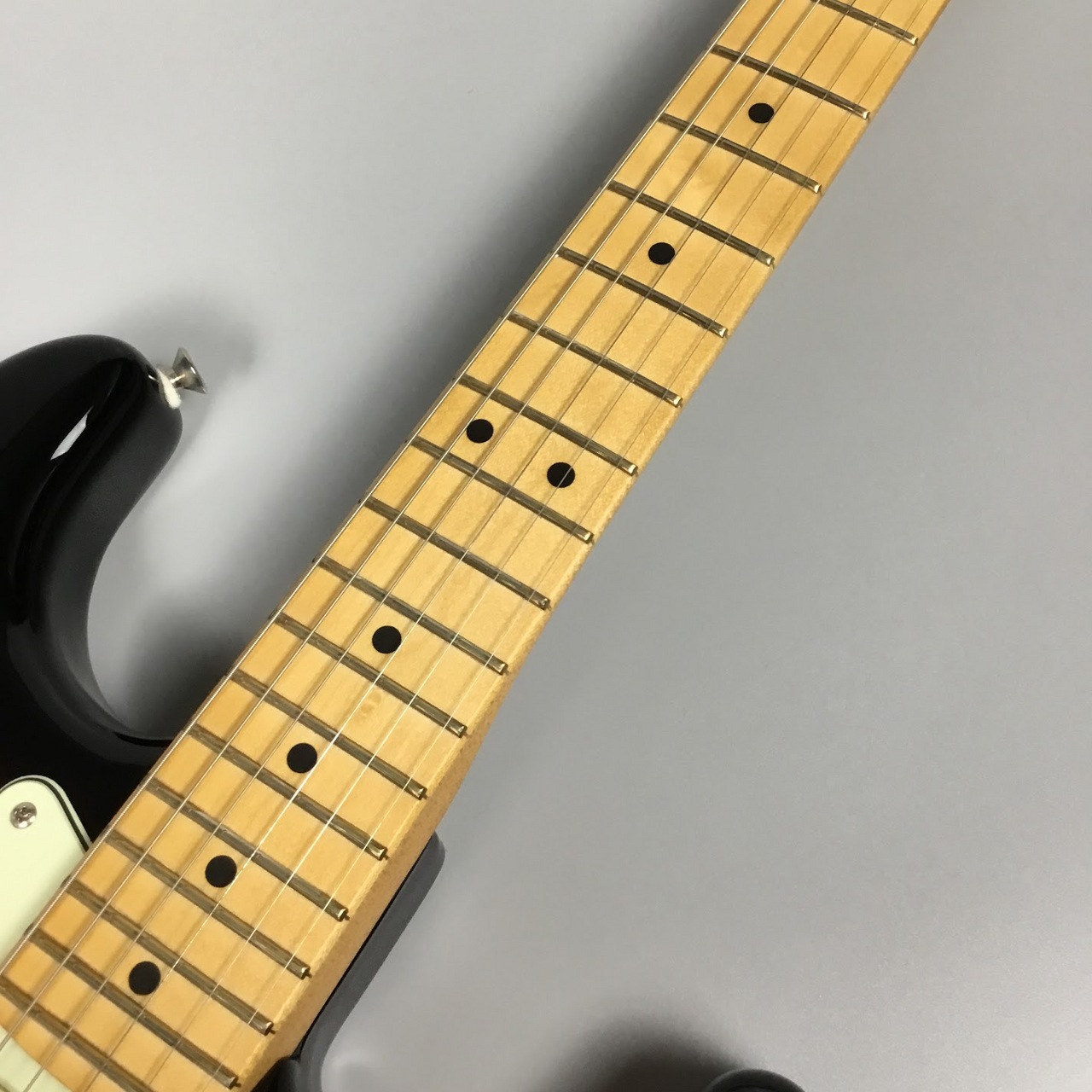 エレクトリックギター Fender/Player Plus Stratocaster Left-Hand Maple Fingerboard  3-Color Su